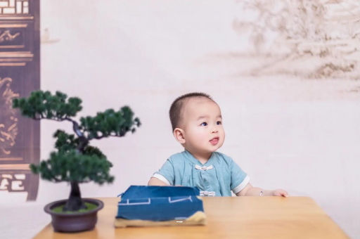 通辽孕妇几个月有反应